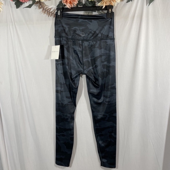 NWT Beyond Yoga [ Medium ] Lux High‎ Waisted Midi Legging in Navy Camo - Picture 5 of 12